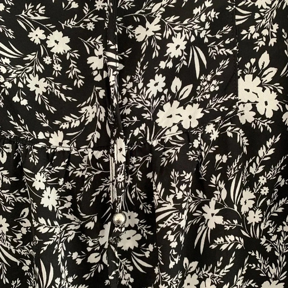 2X EMALINE black/white floral 100% Polyester does not cling. - Picture 2 of 6
